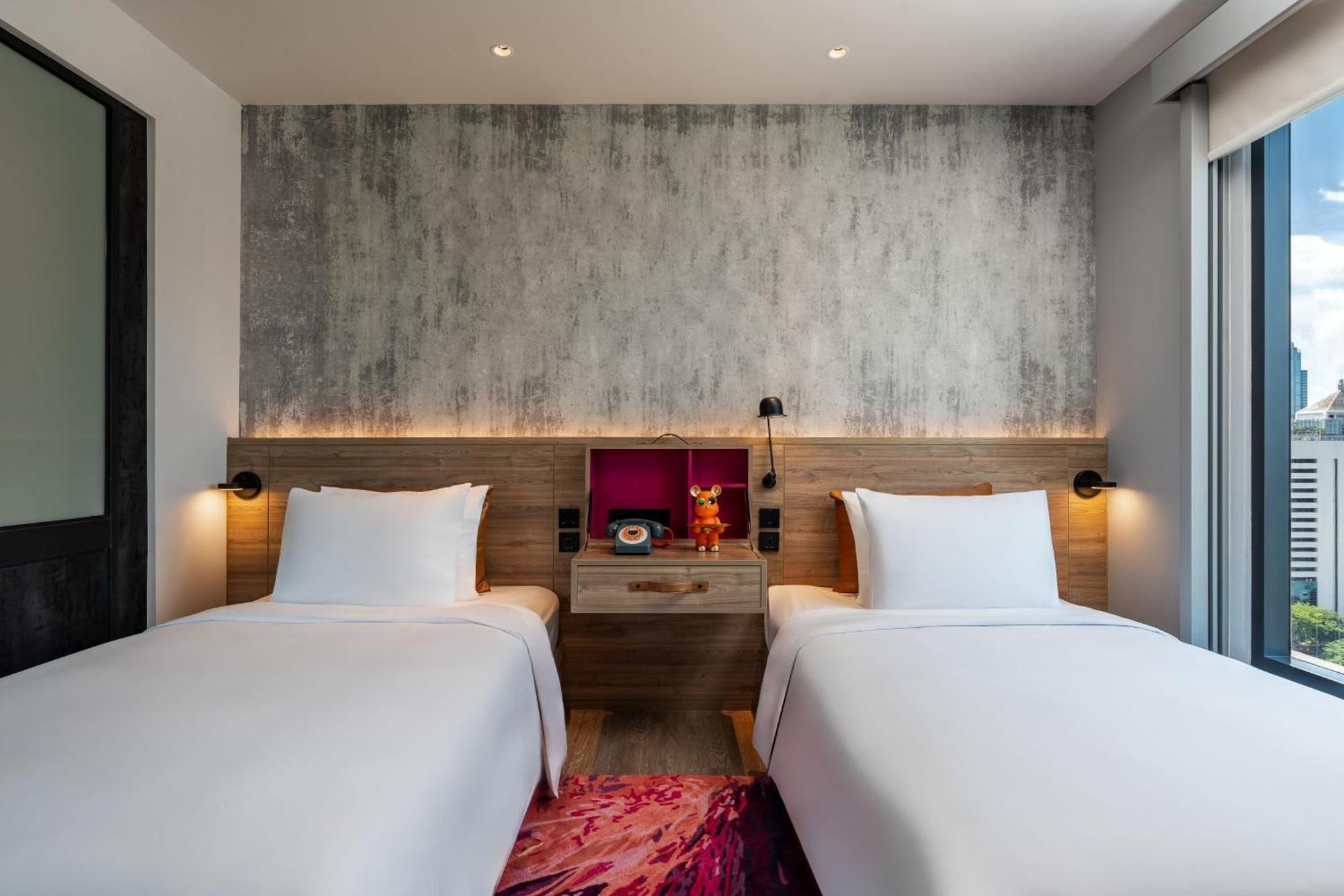 Hotel Moxy Bangkok Ratchaprasong Exterior foto